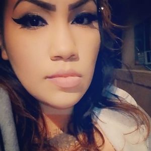 Meet your Posher, Eve